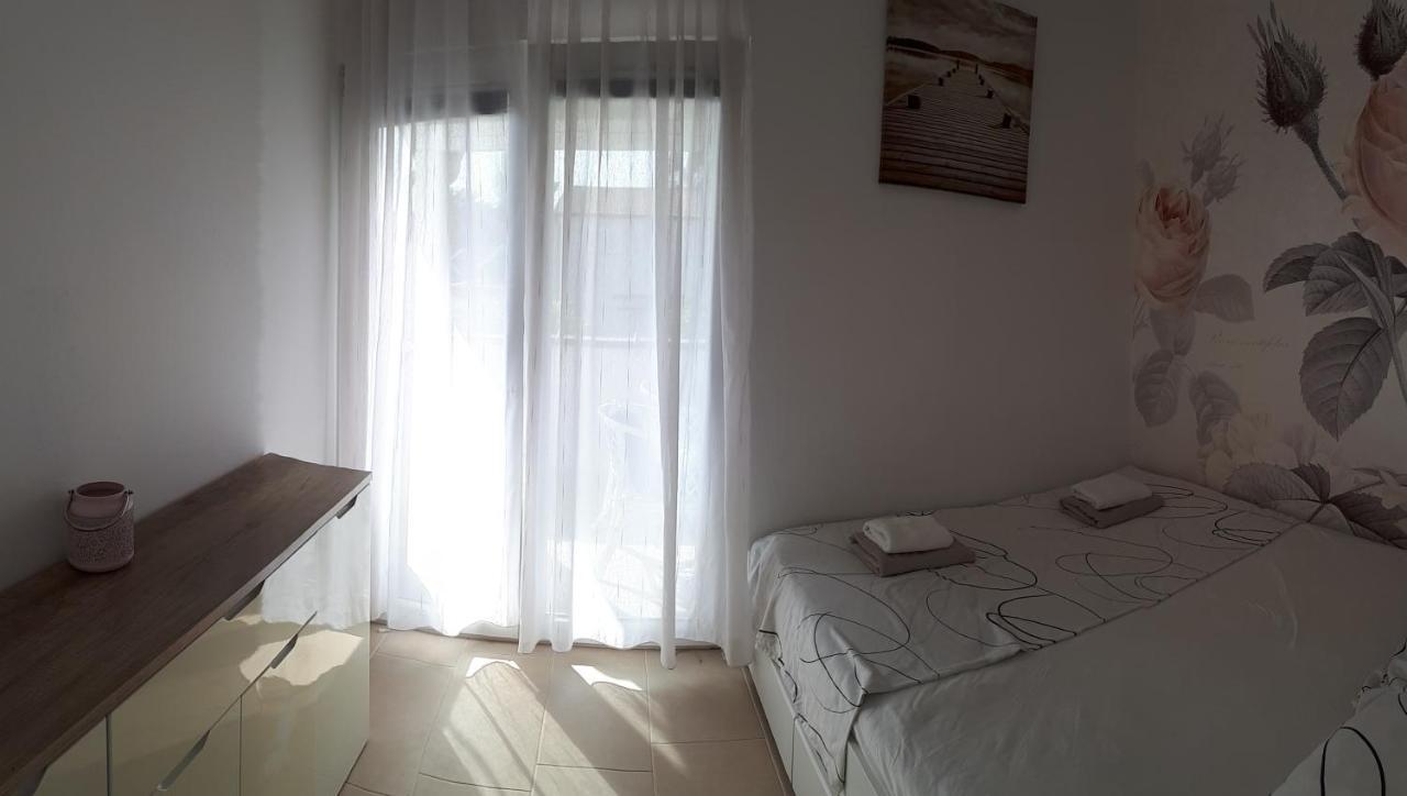 Apartman Raus Sabunike Privlaka  Zewnętrze zdjęcie
